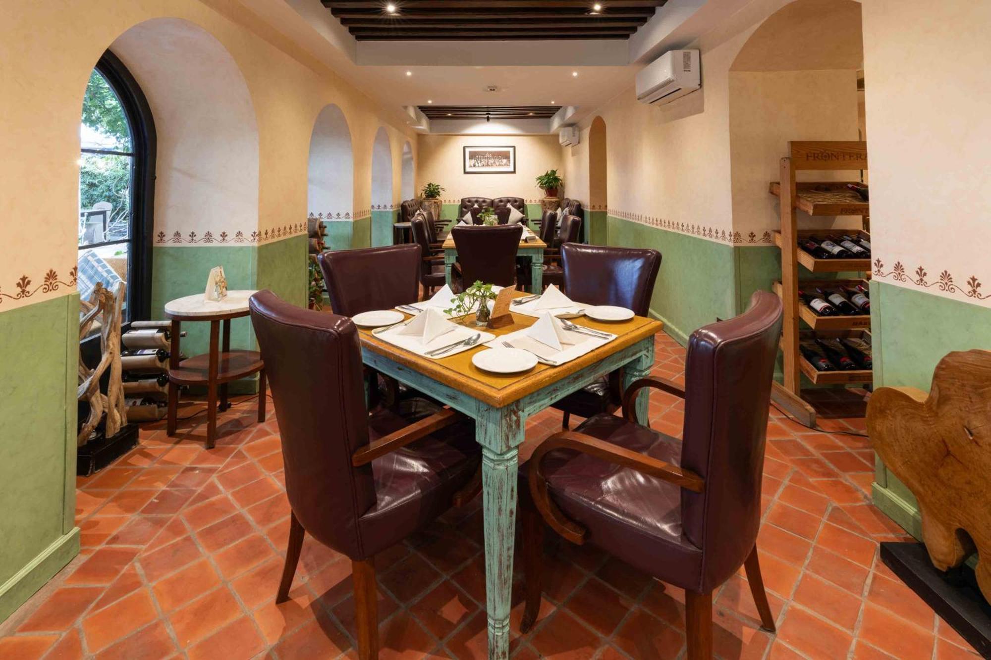 Nepali Ghar Hotel Катманду Экстерьер фото