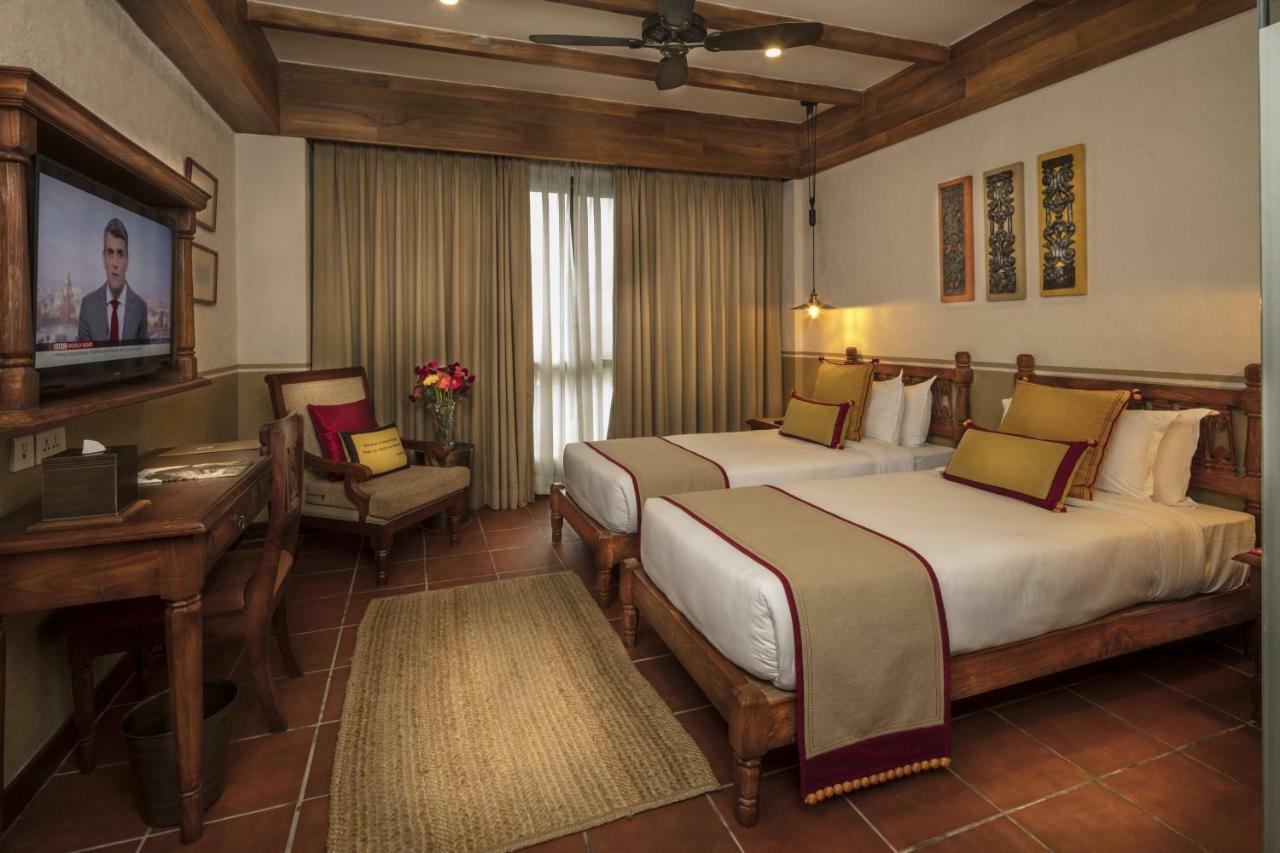 Nepali Ghar Hotel Катманду Экстерьер фото